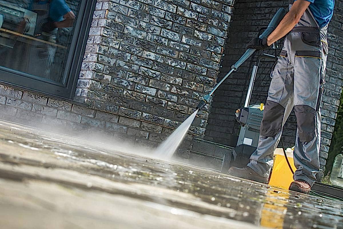 Professional Pressure Washing Service